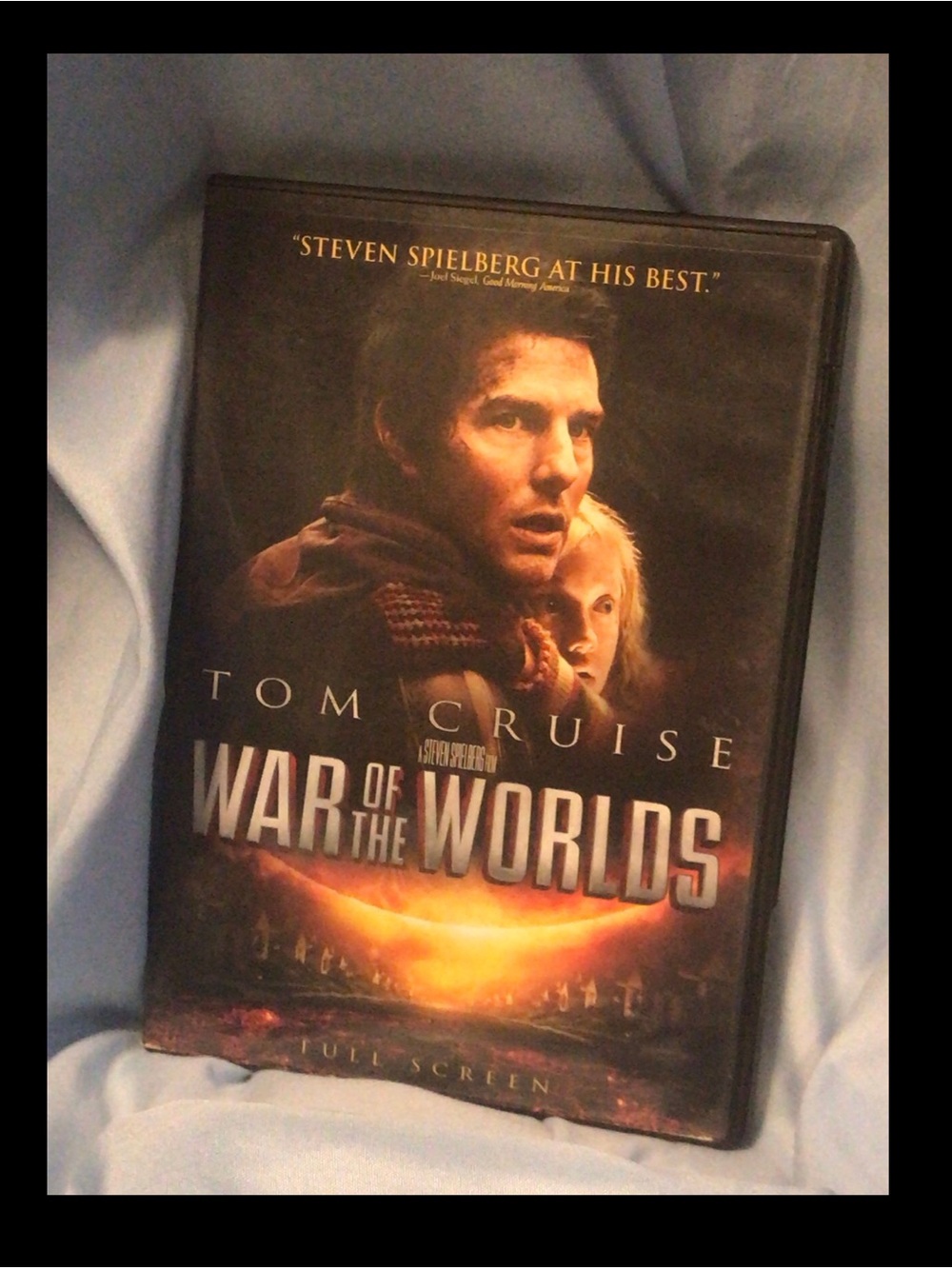 War of the Worlds (Tom Cruise) DVD - Black/Orange Cover